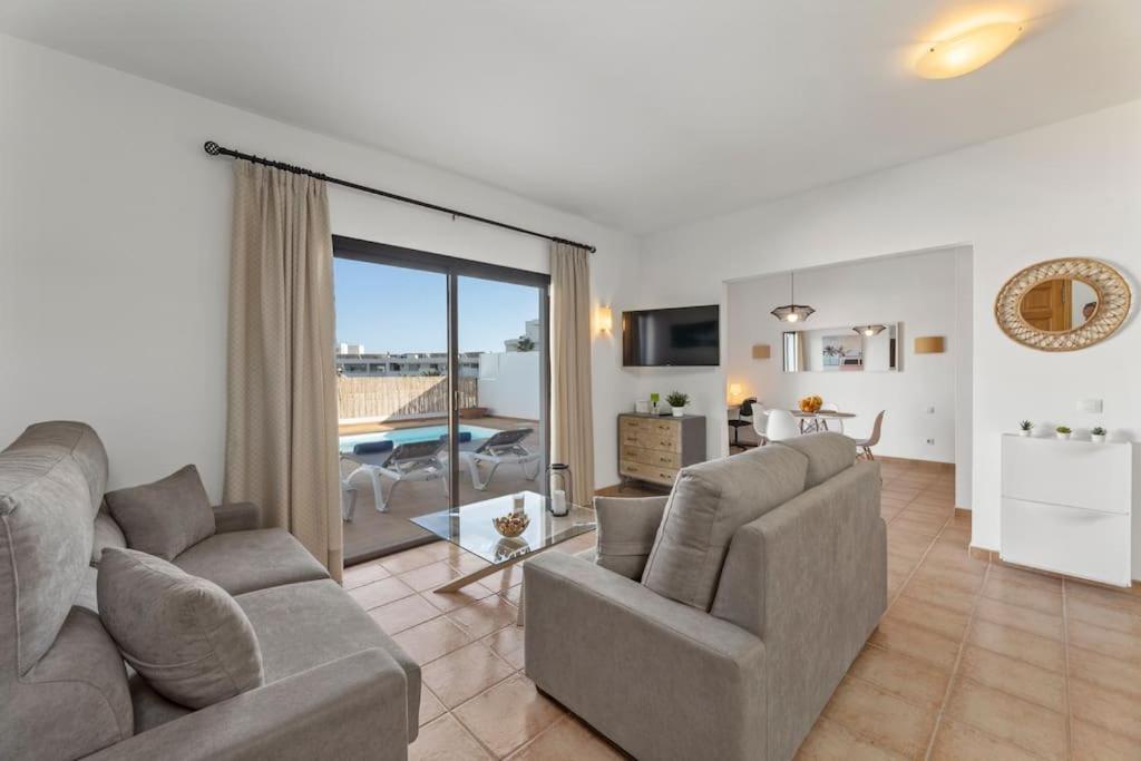 Villa Ramimedi 4 Tias Bagian luar foto