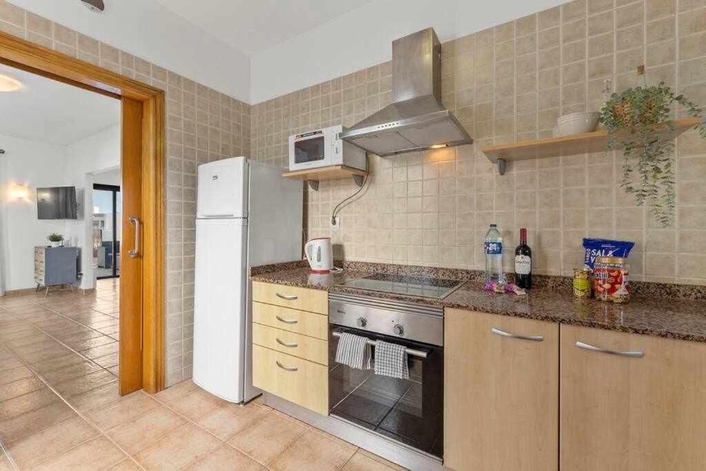 Villa Ramimedi 4 Tias Bagian luar foto